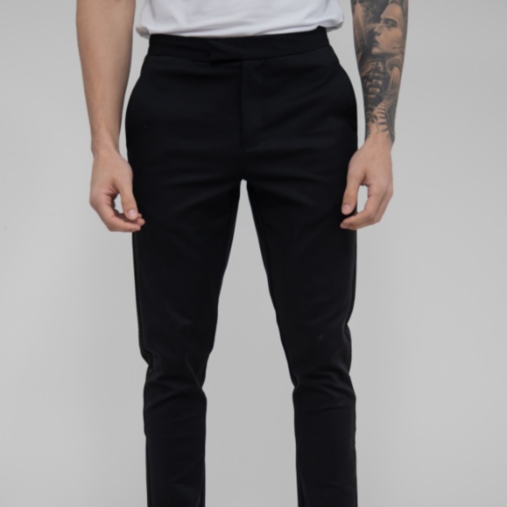 ESNTLS BLACK CHINOS